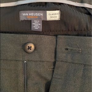 Men’s pleated & cuffed dress slacks 36x34